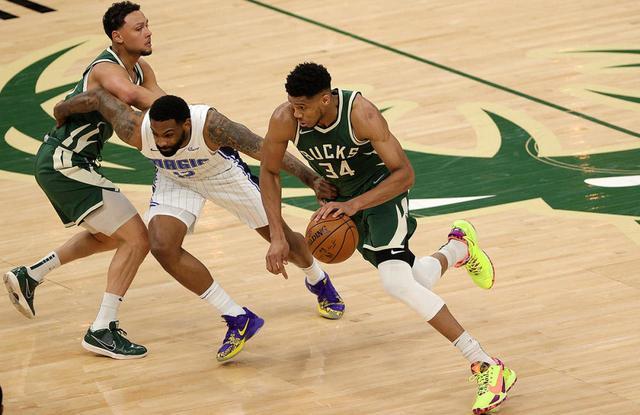  字母哥暴扣统治攻防，雄鹿轻取公牛队